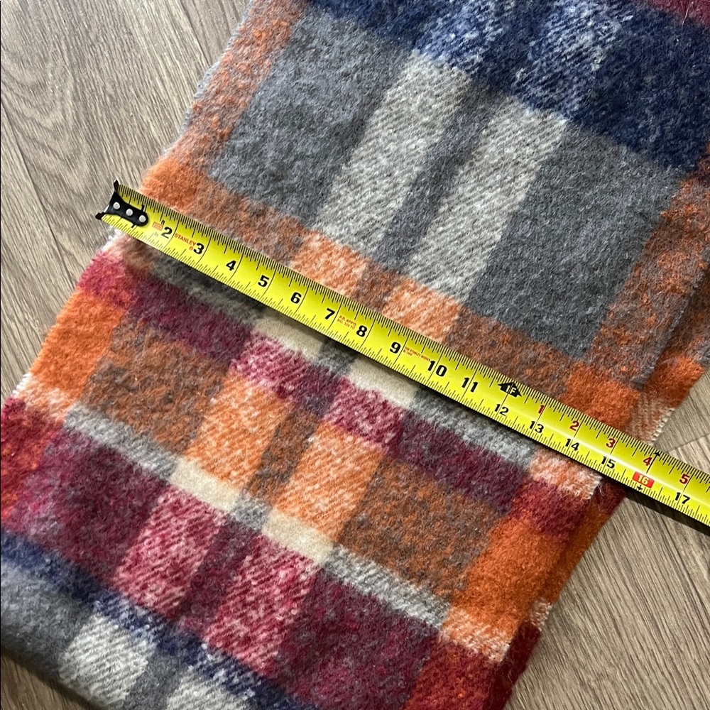 Joy SUSAN Plaid Fringe XL Scarf in Gray Orange Pink Blue NWOT - Picture 4 of 12